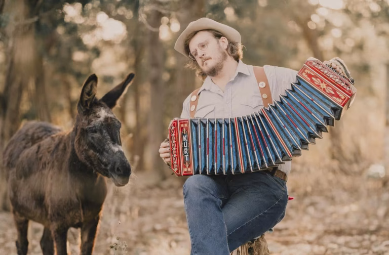 El folk contemporáneo tiene un nombre: Willi Carlisle